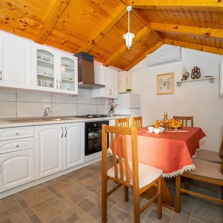 度假居 House With A Parking Space Cove Pelegrin, Korcula - 23866 尼亚卢卡
